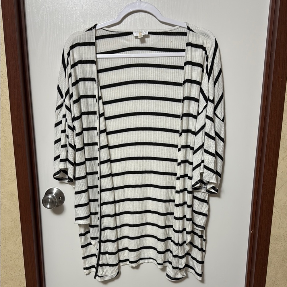 C Black and White Striped Cardigan Size M